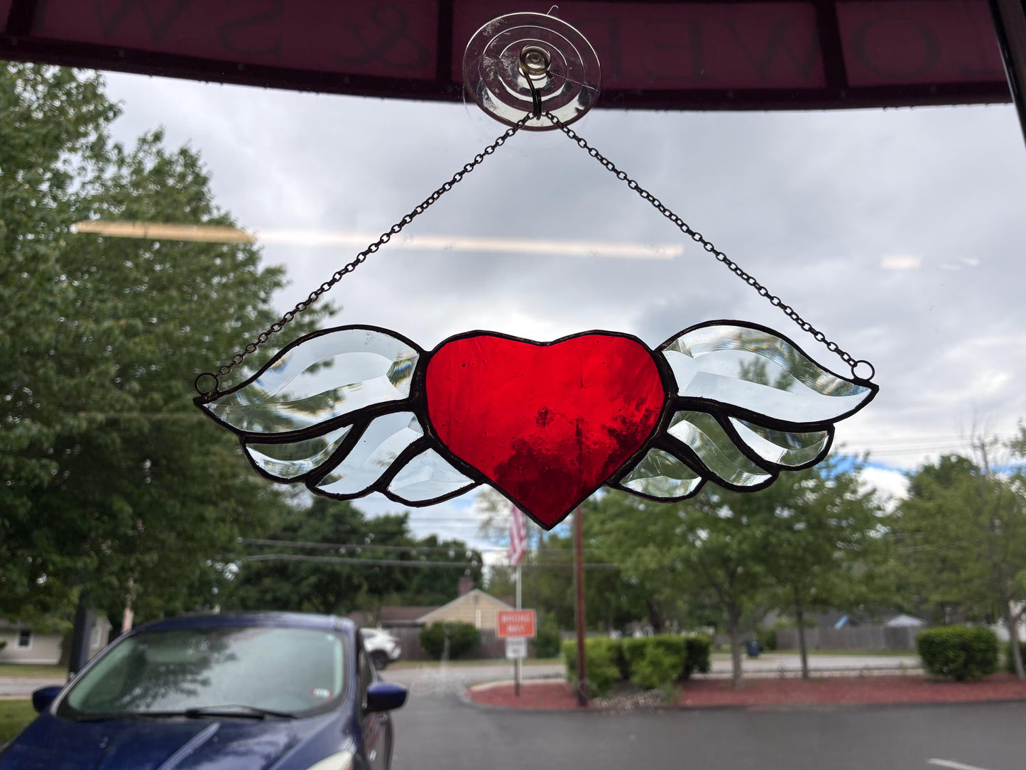 Stained Glass Winged Heart - Red – SHIRLEY'S FLOWERS & SWEETS, Nashua NH