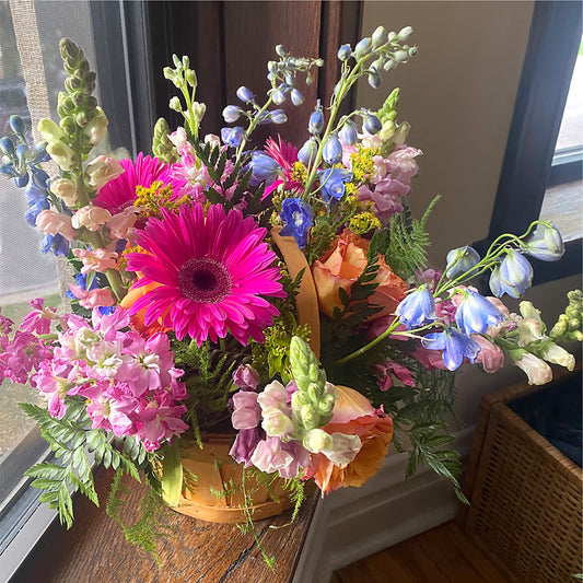 Garden of Life Basket – SHIRLEY'S FLOWERS & SWEETS, Nashua NH