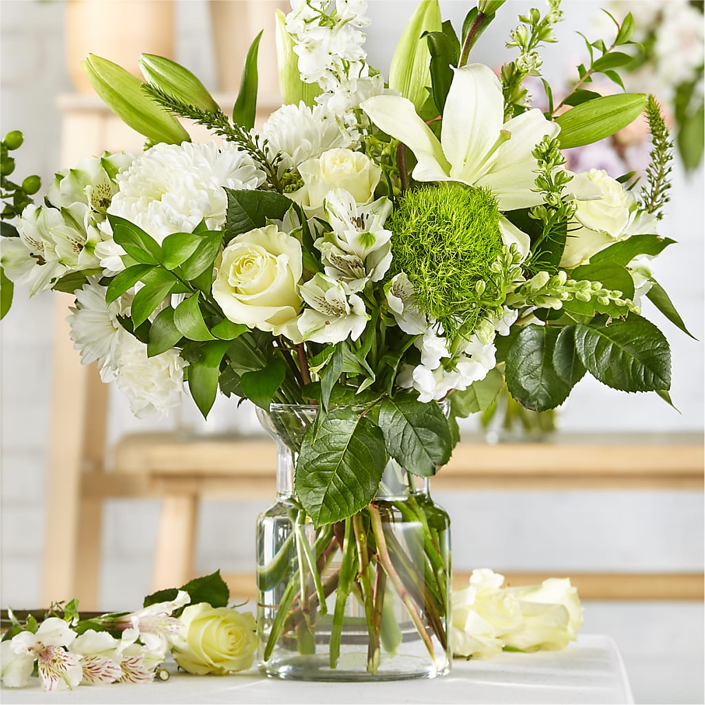 Classic Ivory – A Florist Original – SHIRLEY'S FLOWERS & SWEETS, Nashua NH