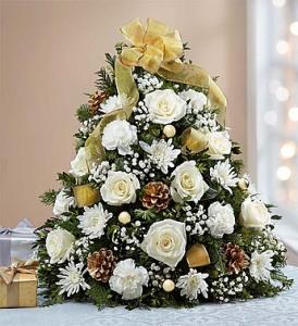 Holiday Tree in Gold