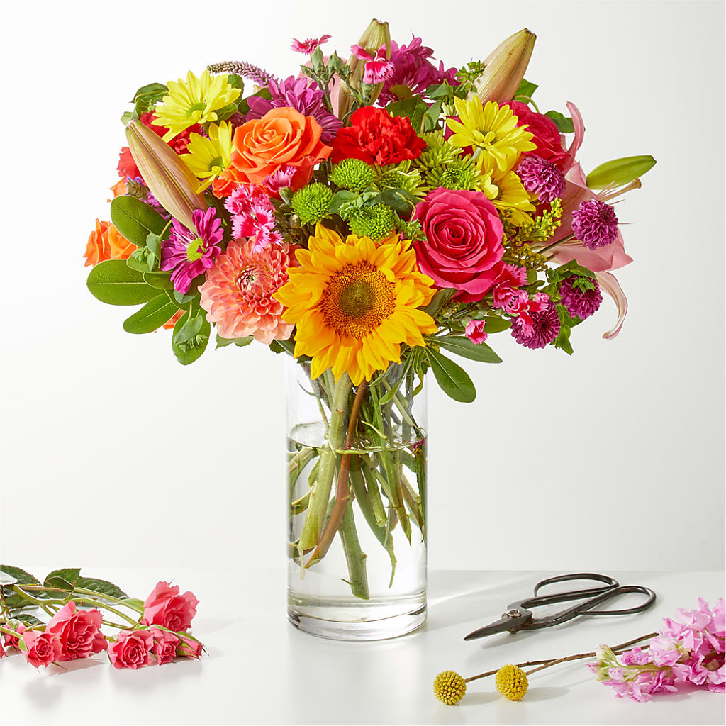 Cue the Confetti - A Florist Original – SHIRLEY'S FLOWERS & SWEETS, Nashua NH