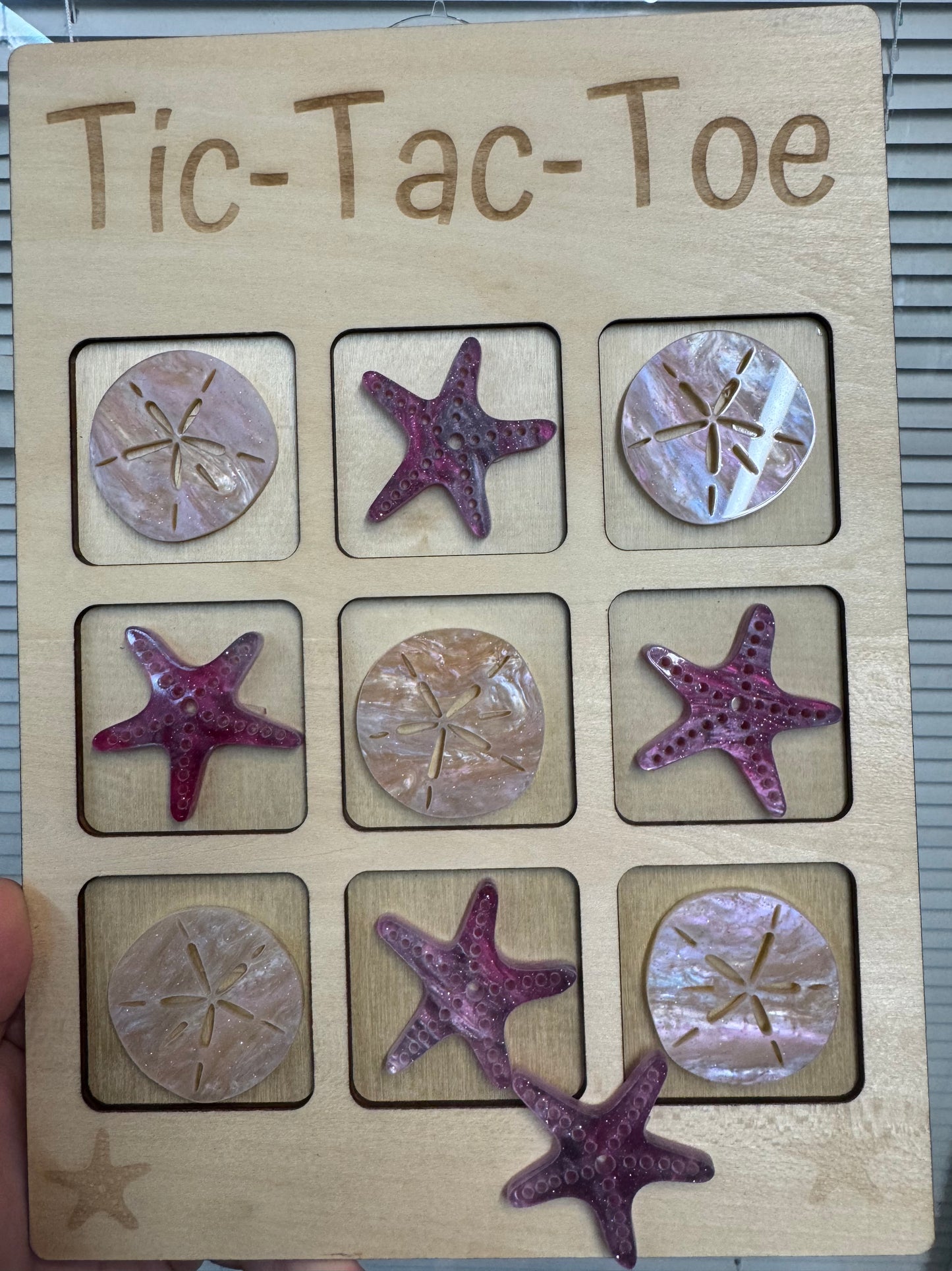 Starfish Tic Tac Toe board