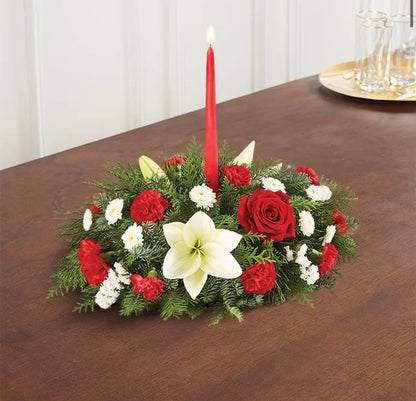 Traditional Christmas Centerpiece